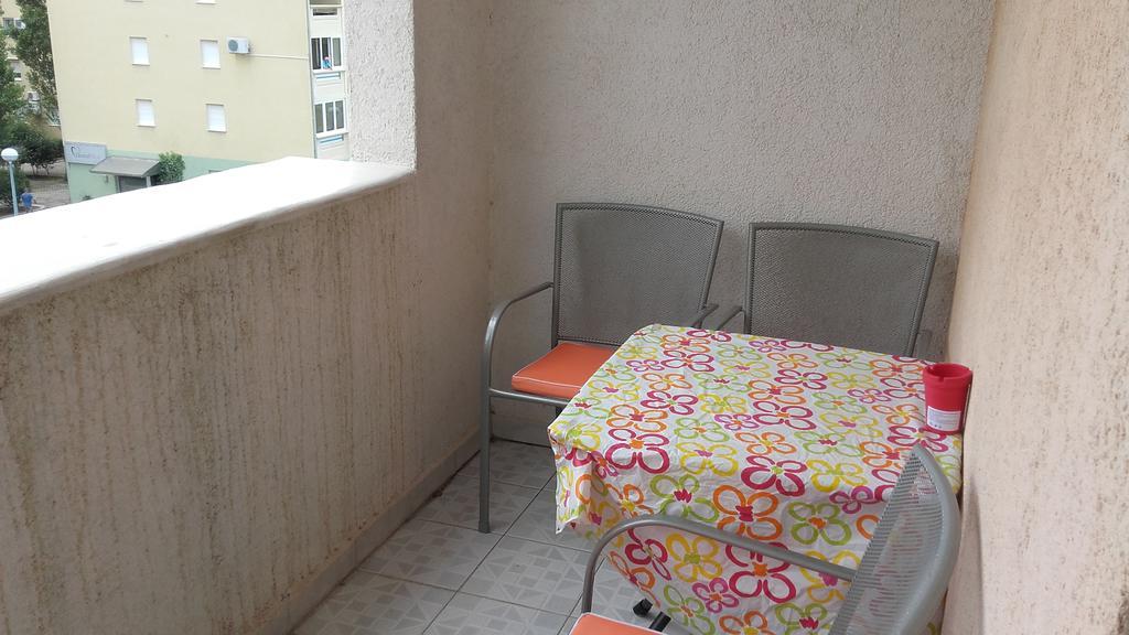 Apartment Max Omiš Dış mekan fotoğraf