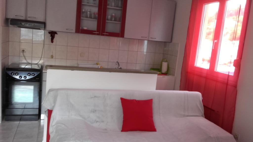 Apartment Max Omiš Dış mekan fotoğraf