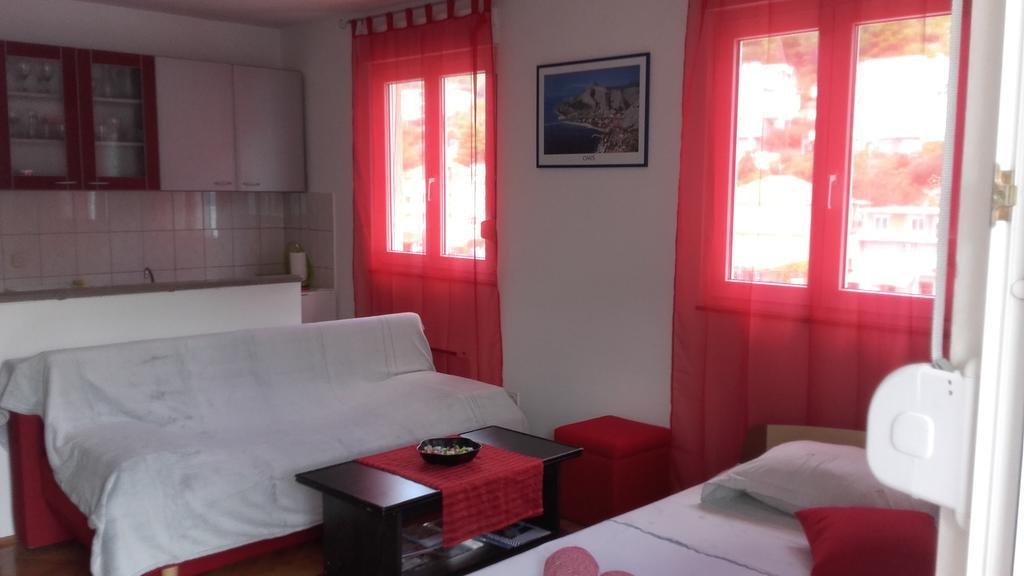 Apartment Max Omiš Dış mekan fotoğraf