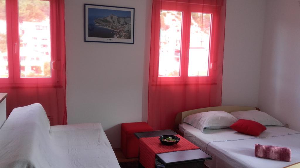 Apartment Max Omiš Dış mekan fotoğraf