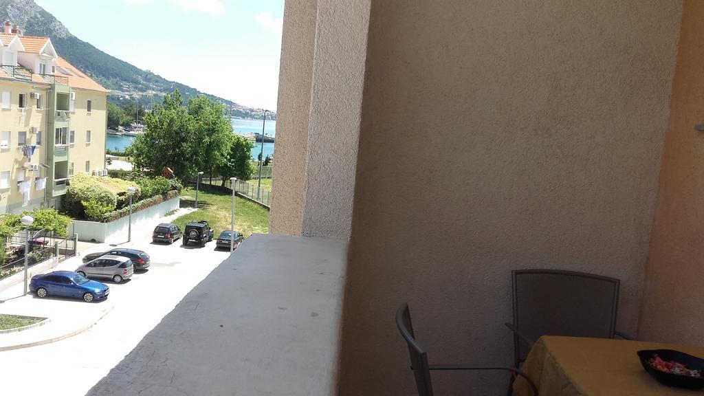 Apartment Max Omiš Dış mekan fotoğraf